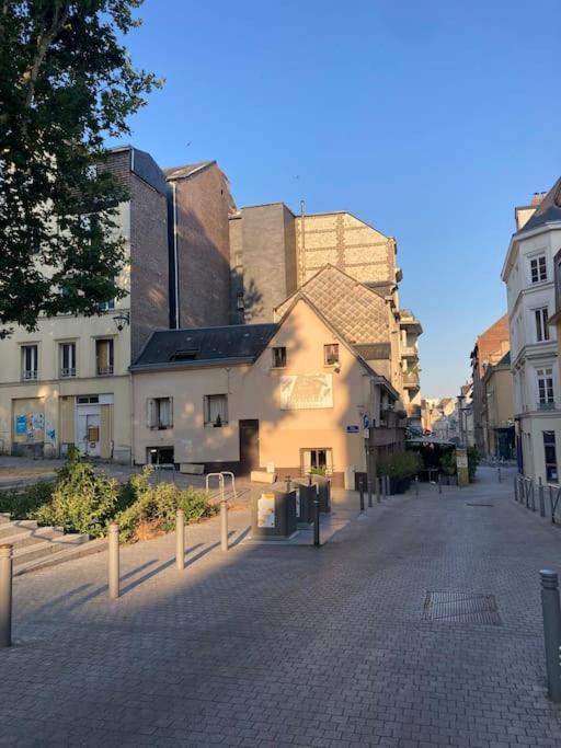 Apartamento Duplex Hypercentre Avec Parking Ruan Exterior foto