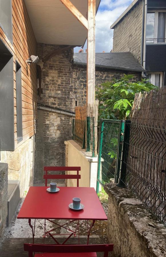 Apartamento Duplex Hypercentre Avec Parking Ruan Exterior foto
